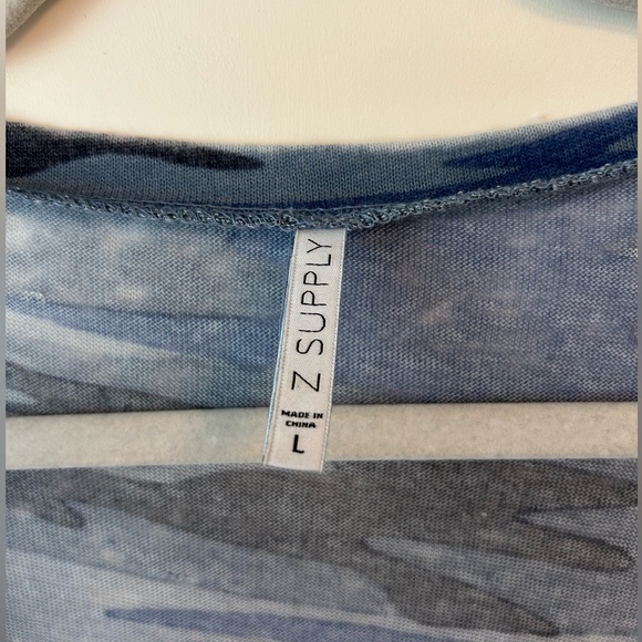 Z Supply Camo Blue Long sleeve pocket tee size large - Picture 6 of 8